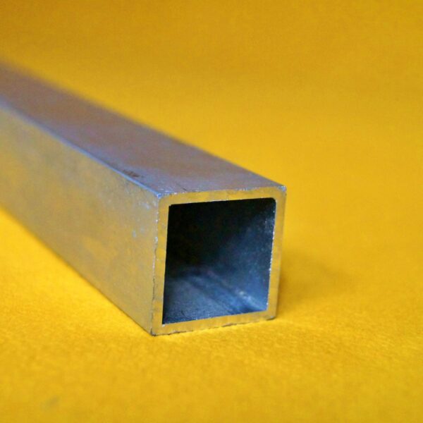 Profil aluminiowy kwadratowy 25x25x2mm